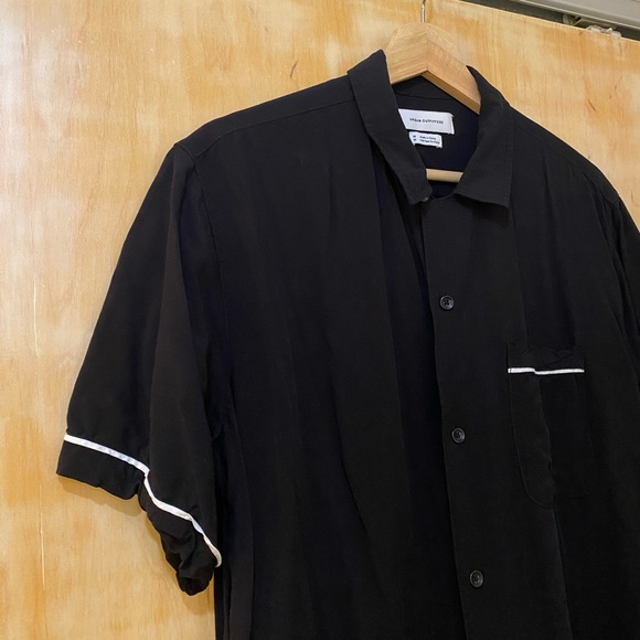 Short Sleeve Button Down Shirt - Picture 3 of 4